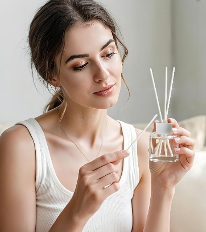 2 PCS Reed Diffuser Bottles Empty, 10Pcs Reed Diffuser Stick, Diffuser Bottle Capacity 50ml (1.7oz) Diffuser Stick