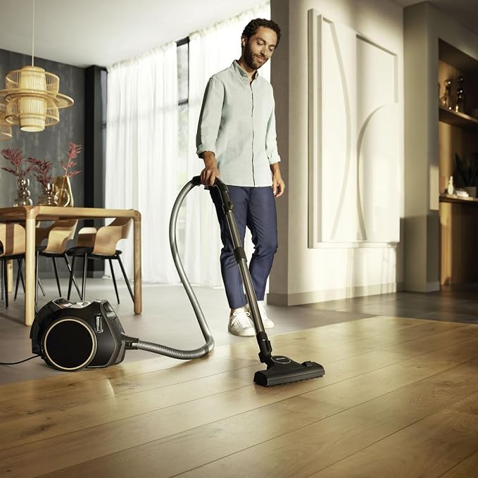 Boost CX1 Cat & Dog - Bagless canister vacuum cleaner, lightweight, compact and corded with vortex technology, TurboBrush and