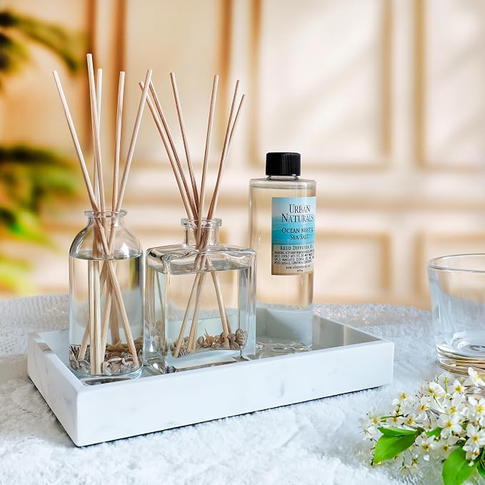 Christmas Night Reed Diffuser Set - Cinnamon Spice, Almond, Clove, Cedarwood, Fresh Balsam and Fir Needle - Made in The USA