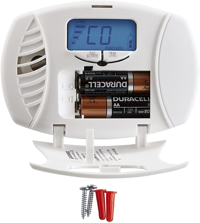 CO615 Dual-Power Plug-In Carbon Monoxide Detector with Battery Backup and Digital Display, White in White., alternate view 3