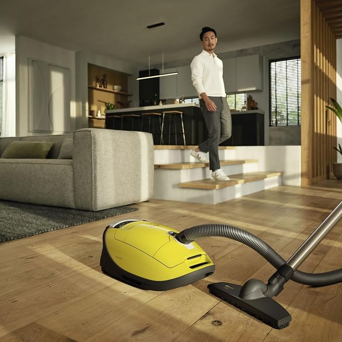Complete C3 Calima Bagged Canister Vacuum Cleaner with Turbobrush floorhead, Suitable for Low-Medium Pile Carpet and Hard