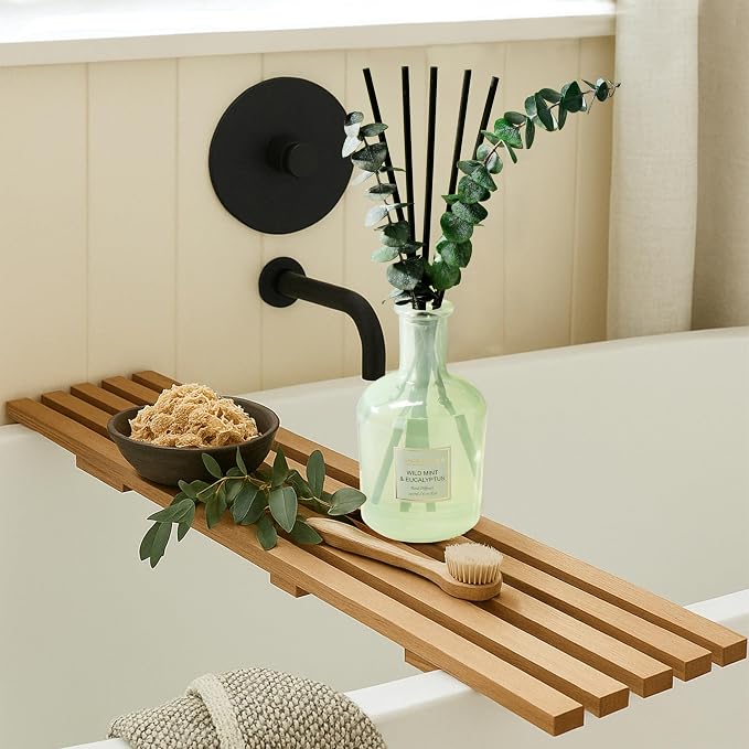 Eucalyptus & Wild Mint Reed Diffuser – 6.76 oz Essential Oil with Sticks & Dried Eucalyptus, alternate product view 4