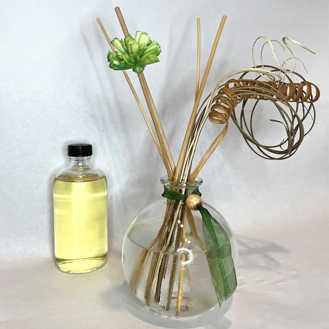 Glass Diffuser Sets Include a Glass Bottle with Reeds and 200ml Vanilla Scent Diffuser Refill Oil., alternate product view 2