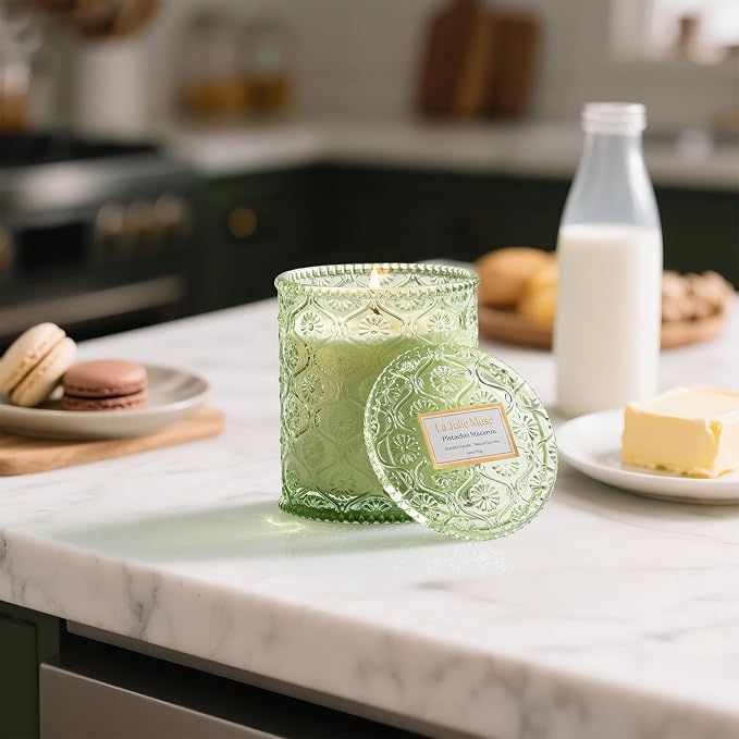 Pistachio Macaron Scented Candle | Pistachio, Milk & Vanilla | 6 oz Natural Soy Wax | 40 Hours Clean Burn