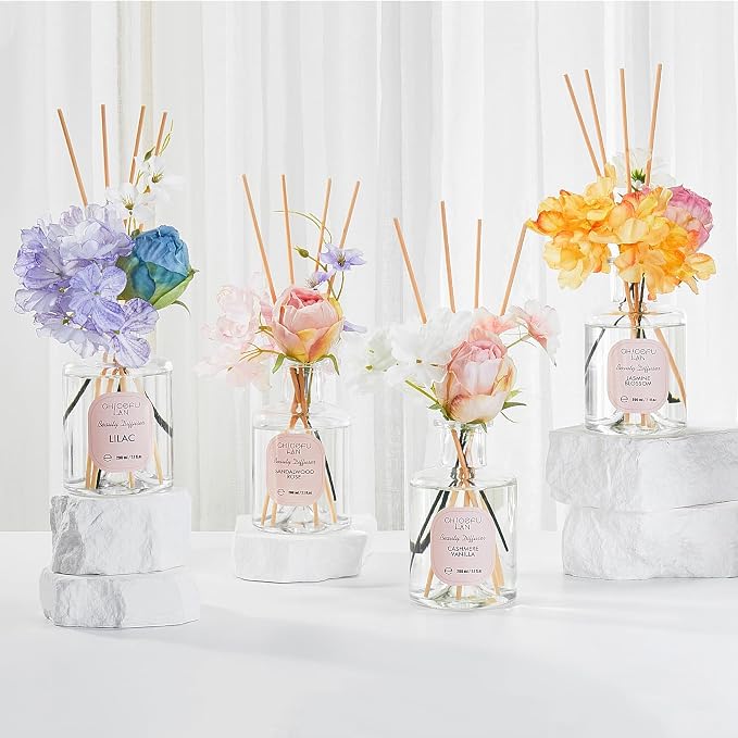 Lilac Reéd Diffuser Oil, 6.7 oz Refreshing Natural Essential Scented Oil with Purple Flower Diffuser Sticks,Bathroom Decor