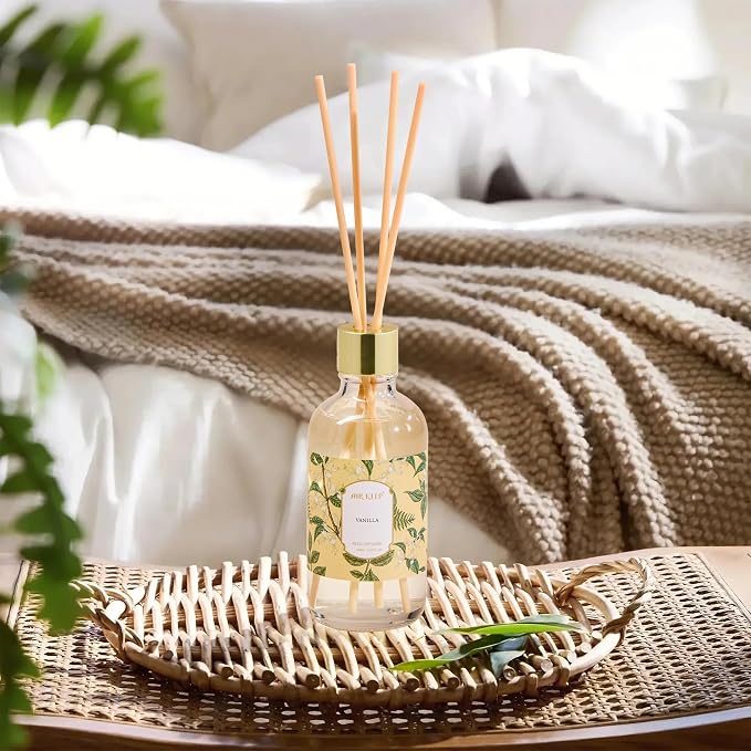 Reed Diffuser Oil Set with Reed Sticks,Vanilla Aromatherapy Oil Scent Diffuser for Home Office Bathroom Decoration Perfume