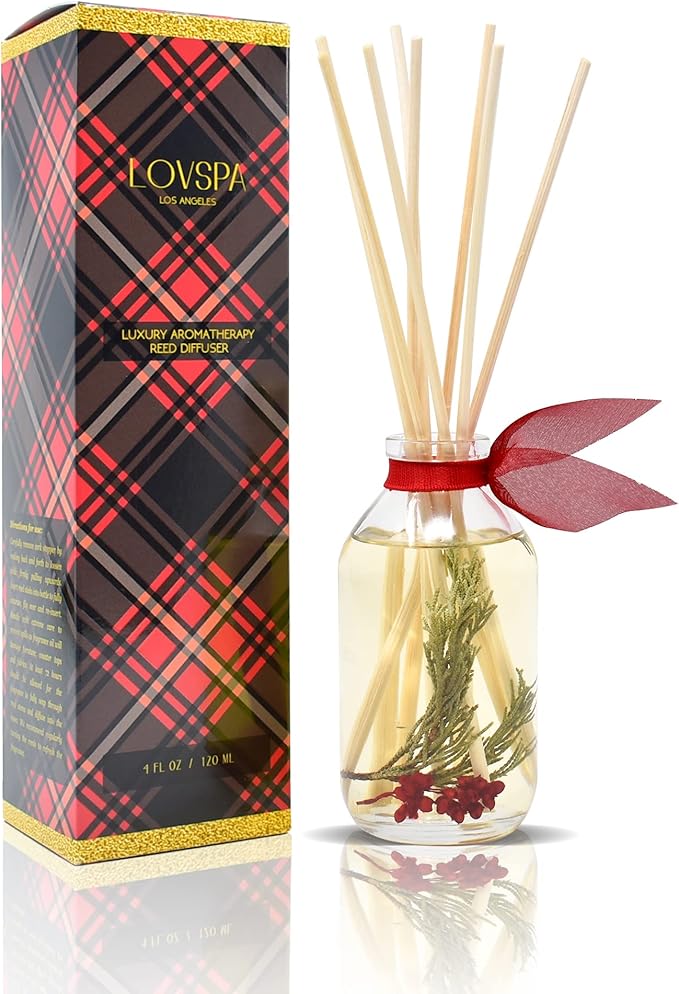Reed Diffuser Set, Joy Winterberry Spruce Scented Oil Diffuser with Sticks, Home Fragrance Accessories for Bathroom Shelf
