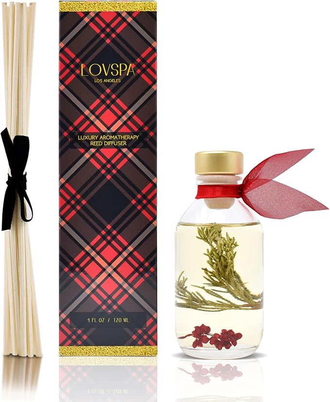 Reed Diffuser Set, Joy Winterberry Spruce Scented Oil Diffuser with Sticks, Home Fragrance Accessories for Bathroom Shelf