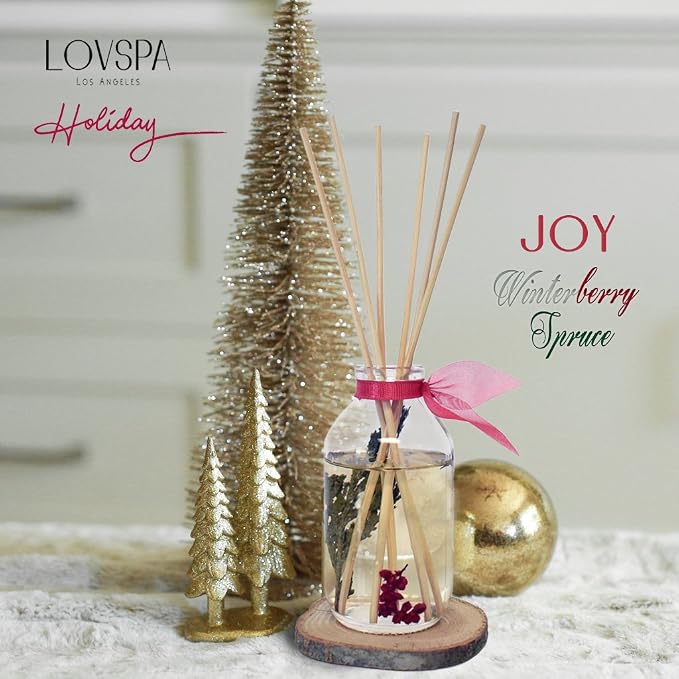 Reed Diffuser Set, Joy Winterberry Spruce Scented Oil Diffuser with Sticks, Home Fragrance Accessories for Bathroom Shelf