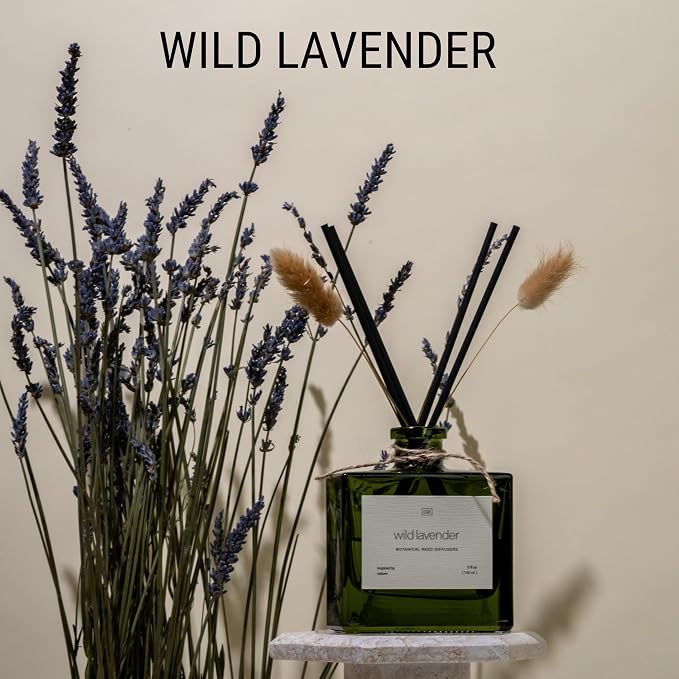 Reed Diffuser with Dried Flowers | 5 oz White Lavender Scented Winter Reed Diffusers for Home, alternate product view 2