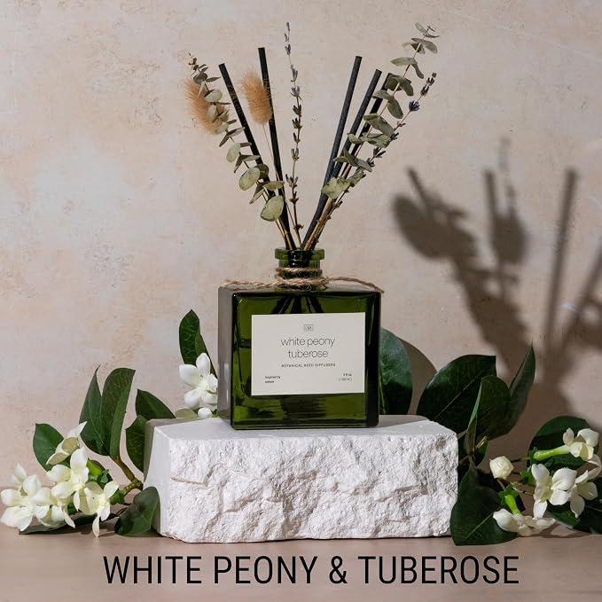 Reed Diffuser with Dried Flowers | 5 oz White Peony & Tuberose Scented Holiday Reed Diffusers for Home, alternate product