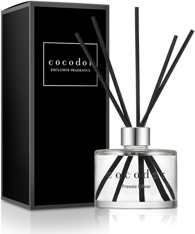 Signature Reed Diffuser Set/Freesia&Pear / 6.7oz /1 Pack/Home Fragrance Diffuser, Oil Scent Diffuser for Bathroom Shelf